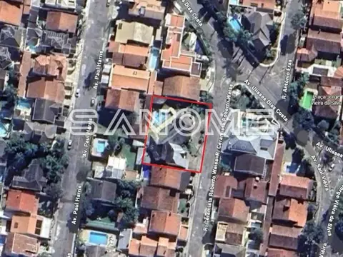 Vista aérea de casa em condomínio residencial