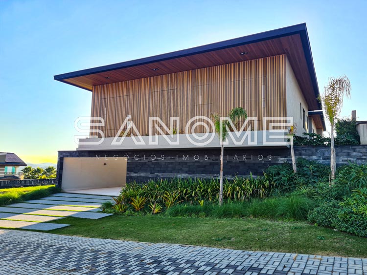 984 - Casa à venda no Reserva do Paratehy - São José dos Campos