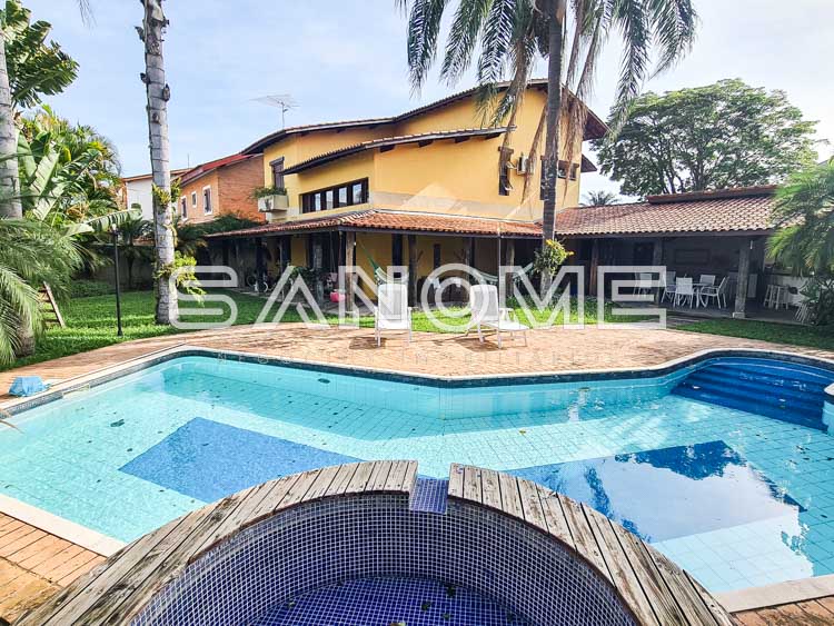 701 - Casa em condomínio fechado à venda em São José dos Campos