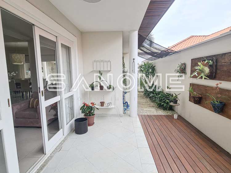 654 - Casa para alugar em São José dos Campos