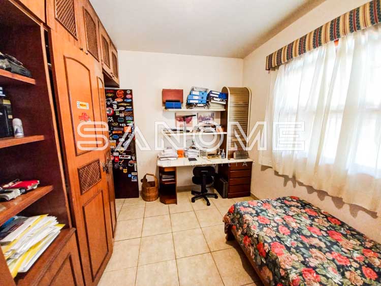 728 - Casa em condomínio fechado à venda em São José dos Campos