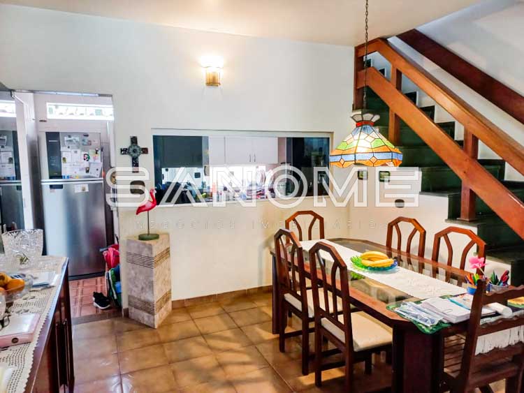 728 - Casa para alugar em São José dos Campos