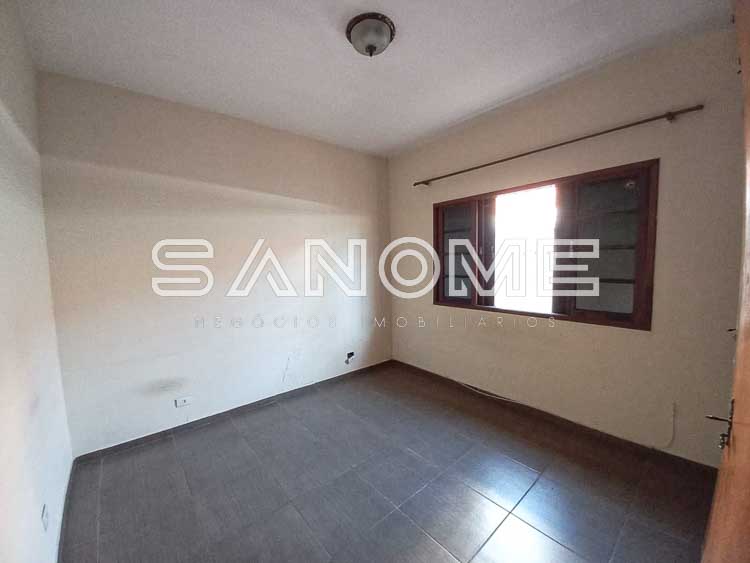 973 - Casa à venda em São José dos Campos