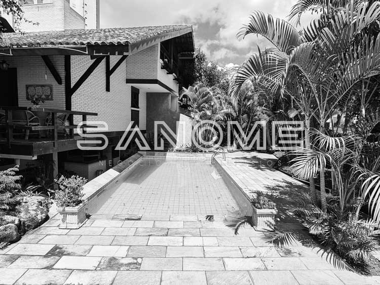 697 - Casa em condomínio fechado para alugar em São José dos Campos