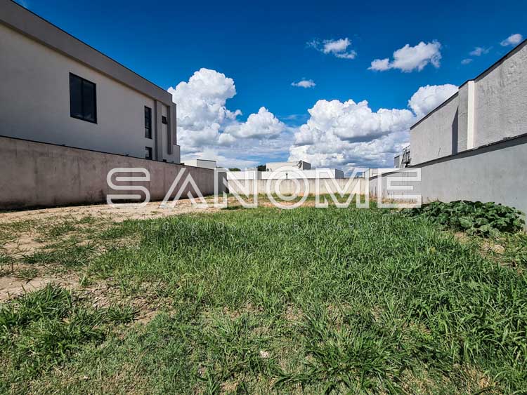 TE210 - Terreno à venda em São José dos Campos