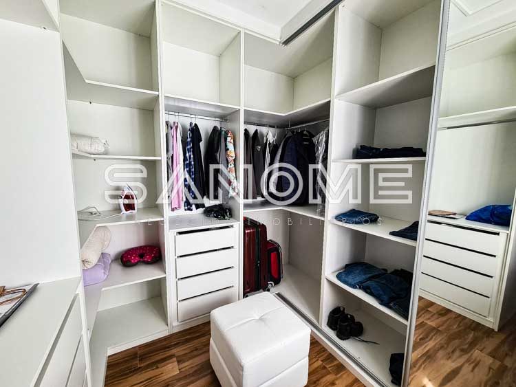 908 - Casa em condomínio fechado à venda em São José dos Campos