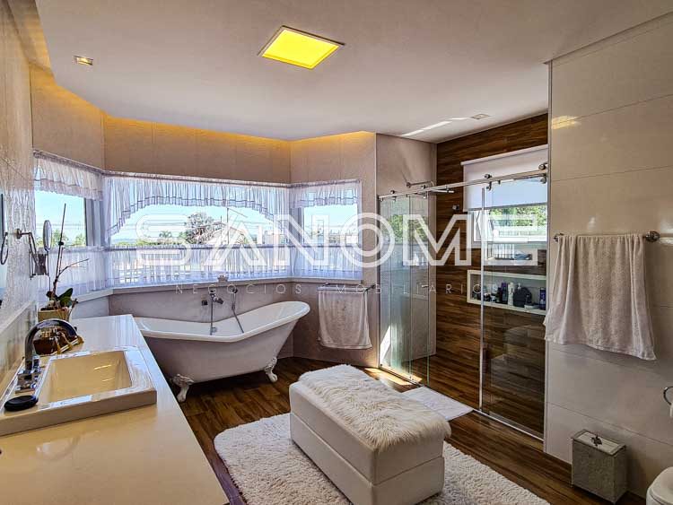 908 - Casa em condomínio fechado à venda em São José dos Campos