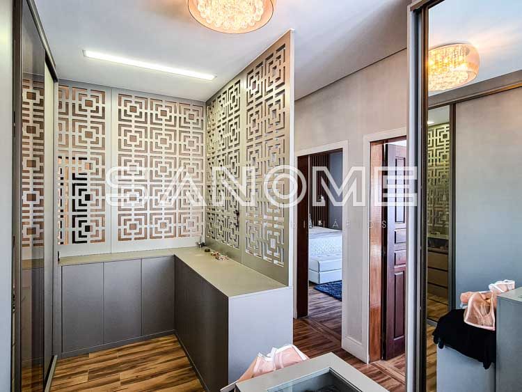 908 - Casa em condomínio fechado à venda em São José dos Campos