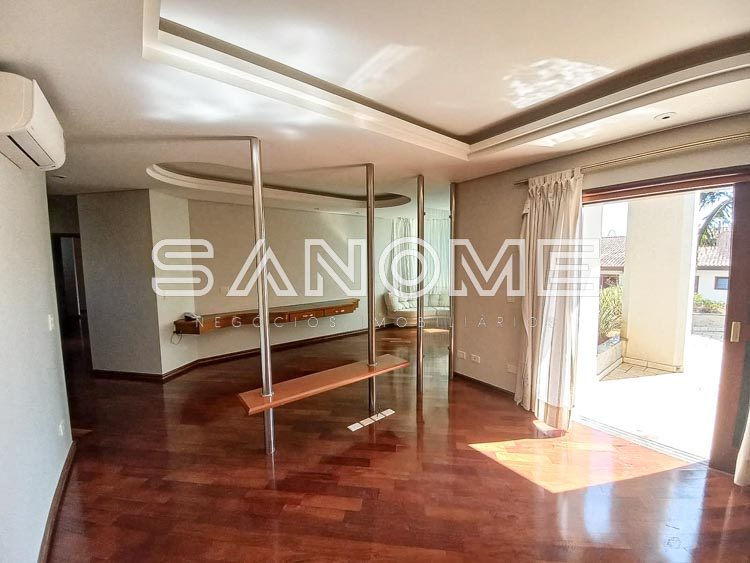 995 - Casa em condomínio fechado à venda em São José dos Campos