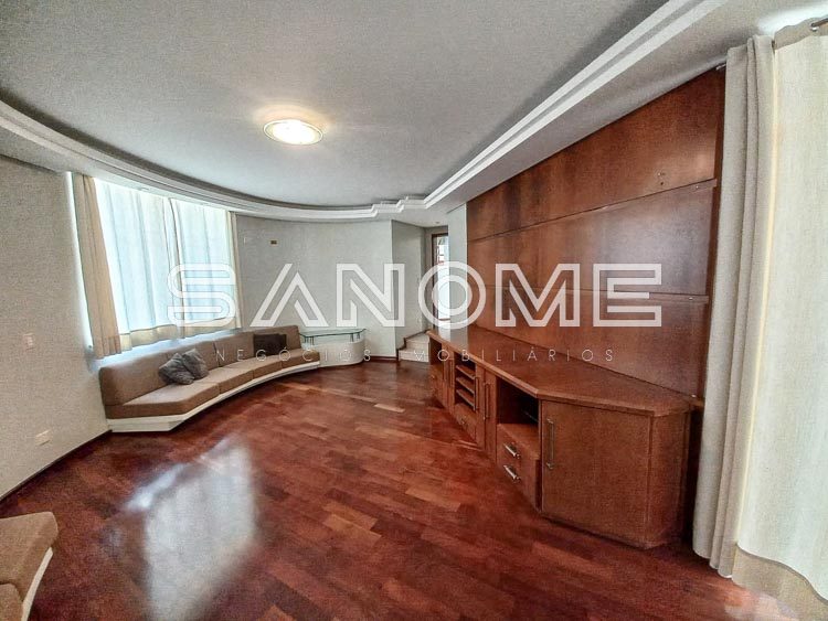 995 - Casa em condomínio fechado para alugar em São José dos Campos