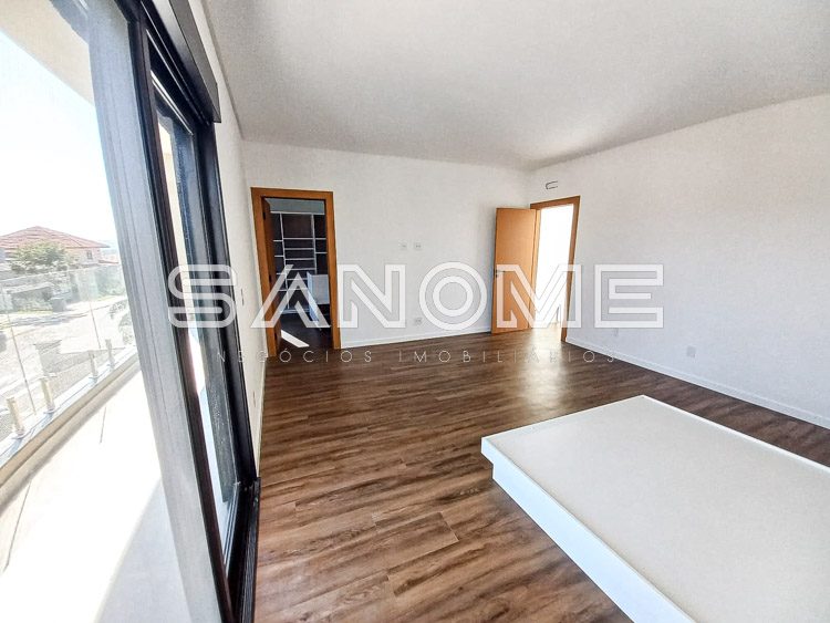 991 - Casa à venda em São José dos Campos